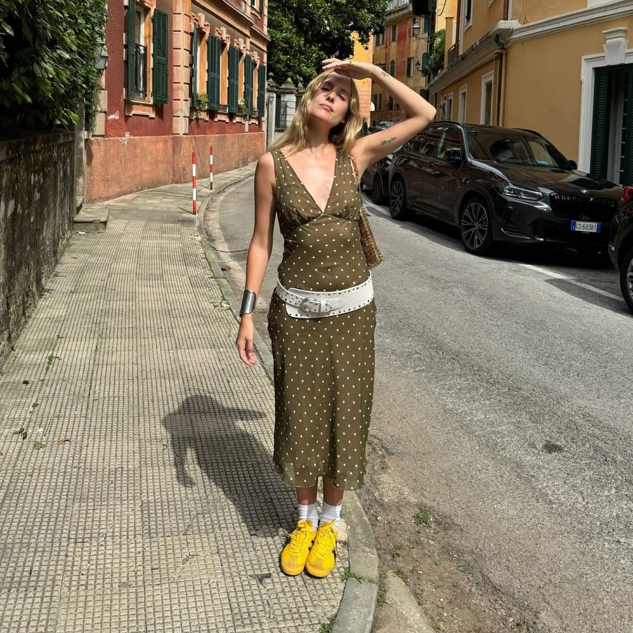  5 Trends to Wear With Sneakers This Summer 