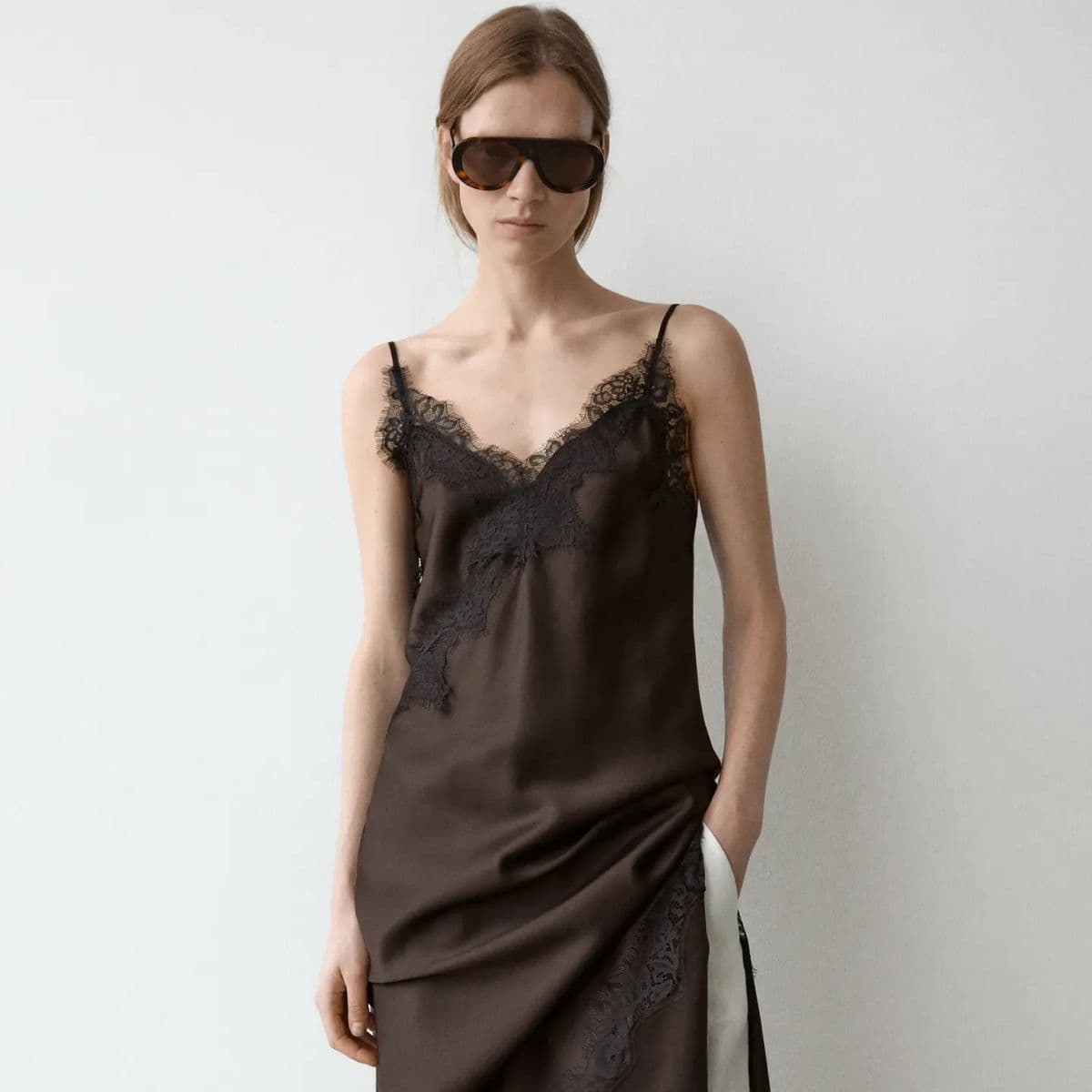  Zara's Sister Brand Just Launched Its Summer Sale—13 Buys That Will Instantly Make Your Wardrobe Look Chicer 