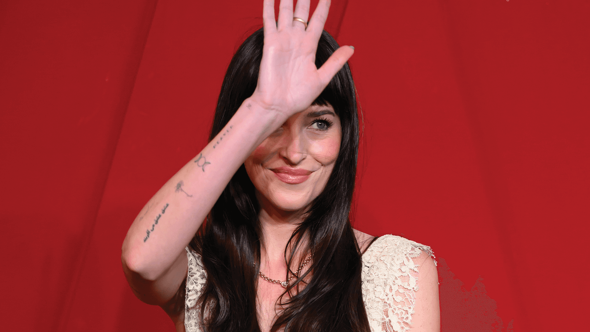 Modern Sensuality: Dakota Johnson Embraces Transparency and Emerging Design