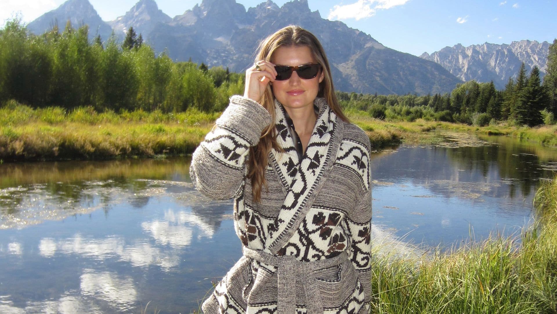 Elevated Fall Style: Curated Outfits from the Mountain West