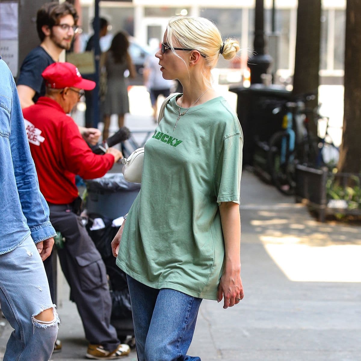  IYKYK: Celebrities and Fashion Editors Can’t Get Enough of This Under-the-Radar ’It’ Bag 