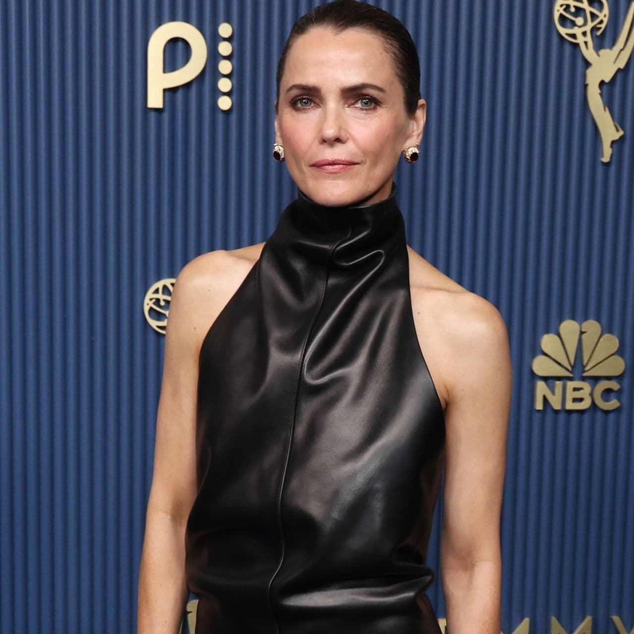  Keri Russell Ditches 'Diplomat' Dressing for Edgy—and Backless—Khaite Dress at the 2026 Emmys 