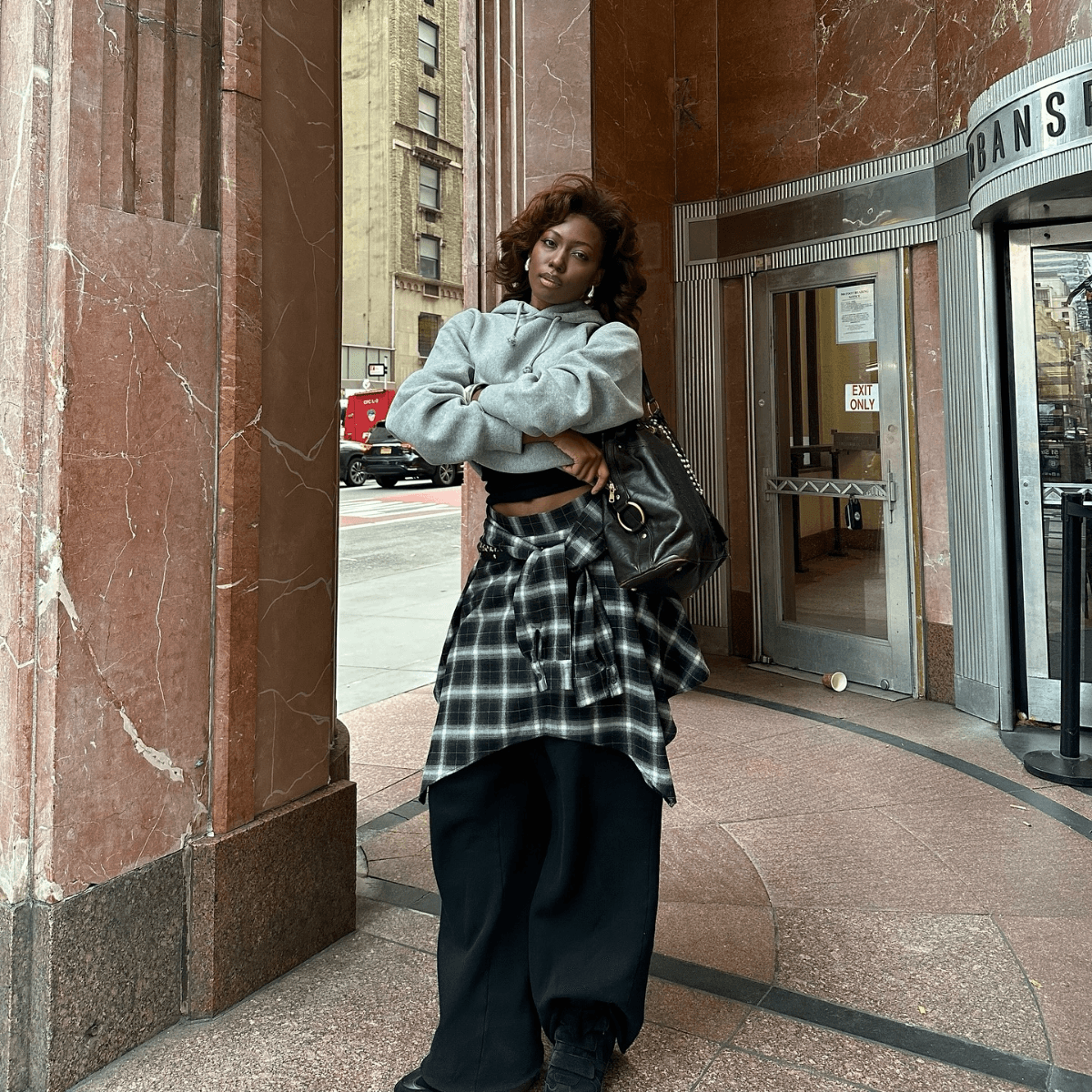  6 Elegant, Easy Fashion Editor Styling Tricks I'm Recommending For This Season 