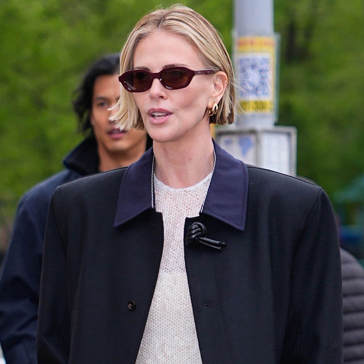  H&M Just Dropped a $40 Version of the Flat Shoe Trend That Every Celeb Is Already Wearing For Fall 