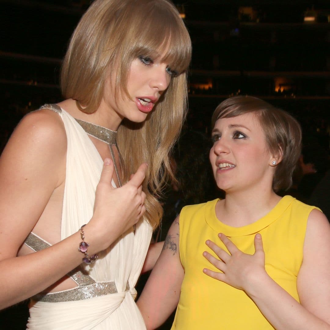  Lena Dunham Reportedly Delivered a Raucous Speech About "American Football Players" at Taylor Swift's Wedding, Which Elicited "Gasps" From Guests 