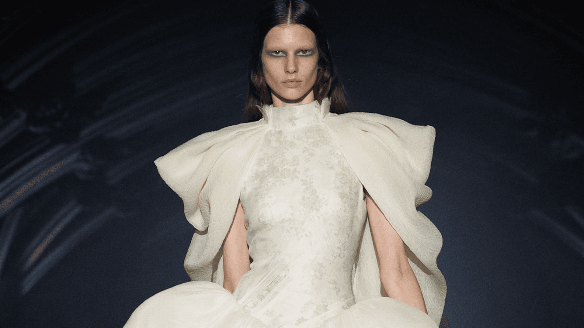 Alexander McQueen Returns to London Fashion Week After a Quarter Century