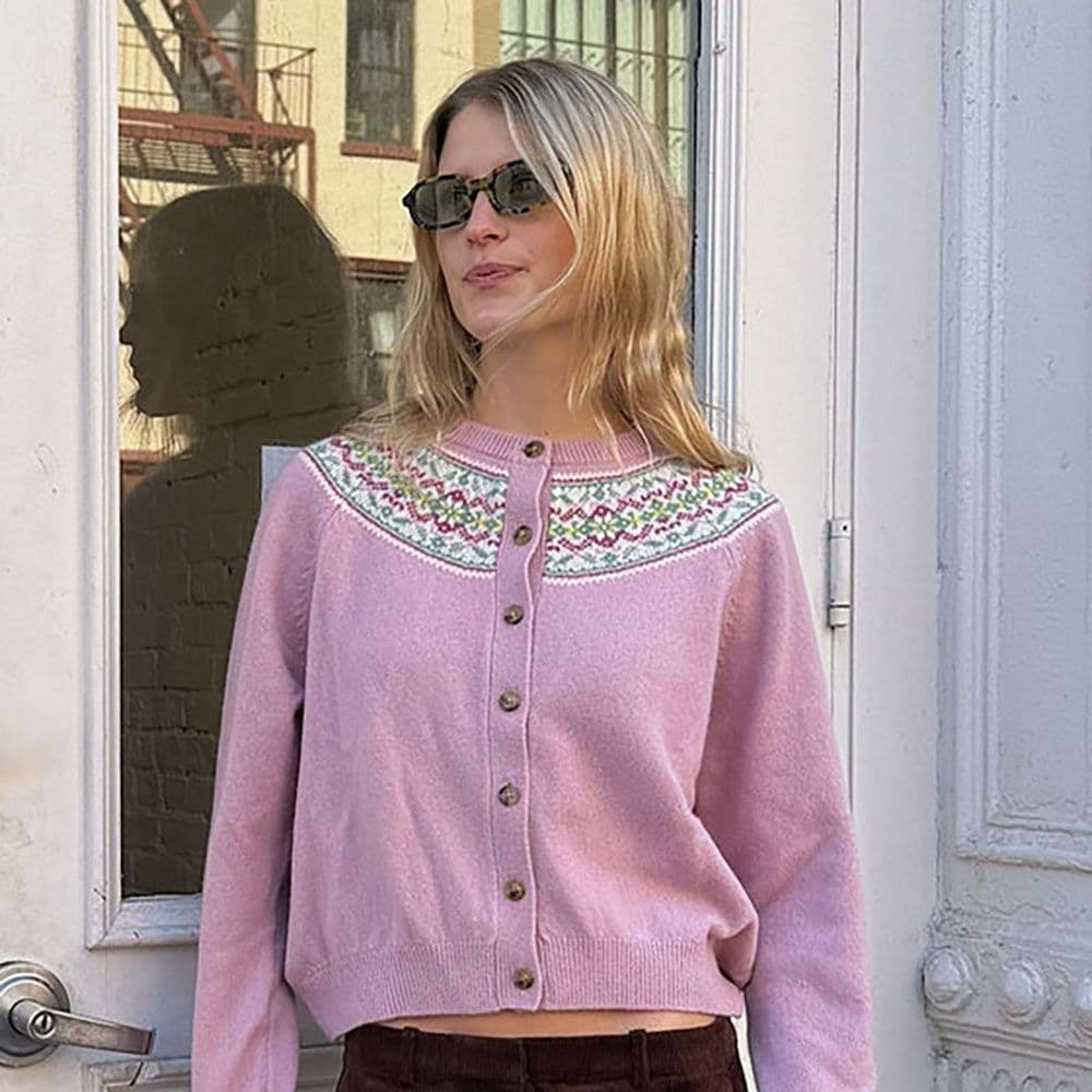  Experienced Shoppers Know That This Elegant Item Is the MVP of a Transition-Weather Wardrobe 