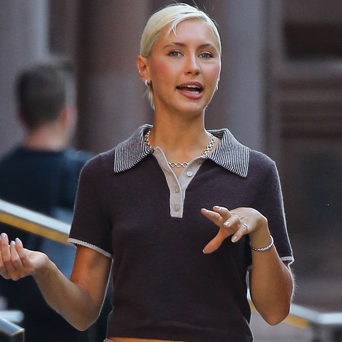  Don't Buy More Blue Jeans Until You See the Denim Color Trend That It Girls Are Wearing With Loafers 