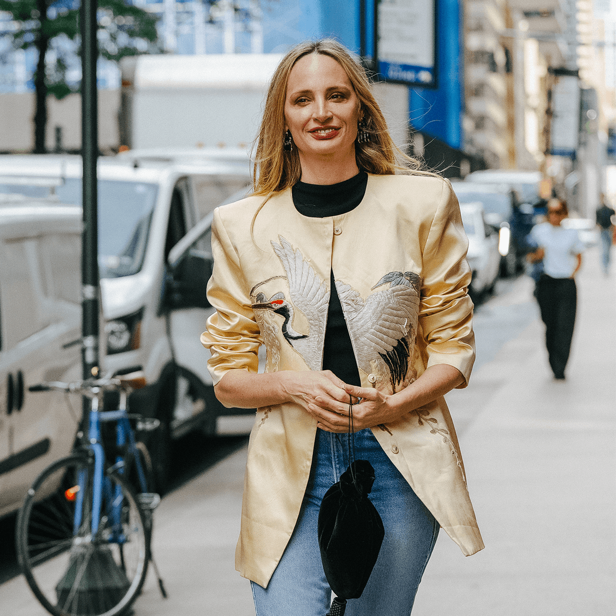  It's Here: The #1 Trend Fashion People Will Wear With Jeans This Fall 