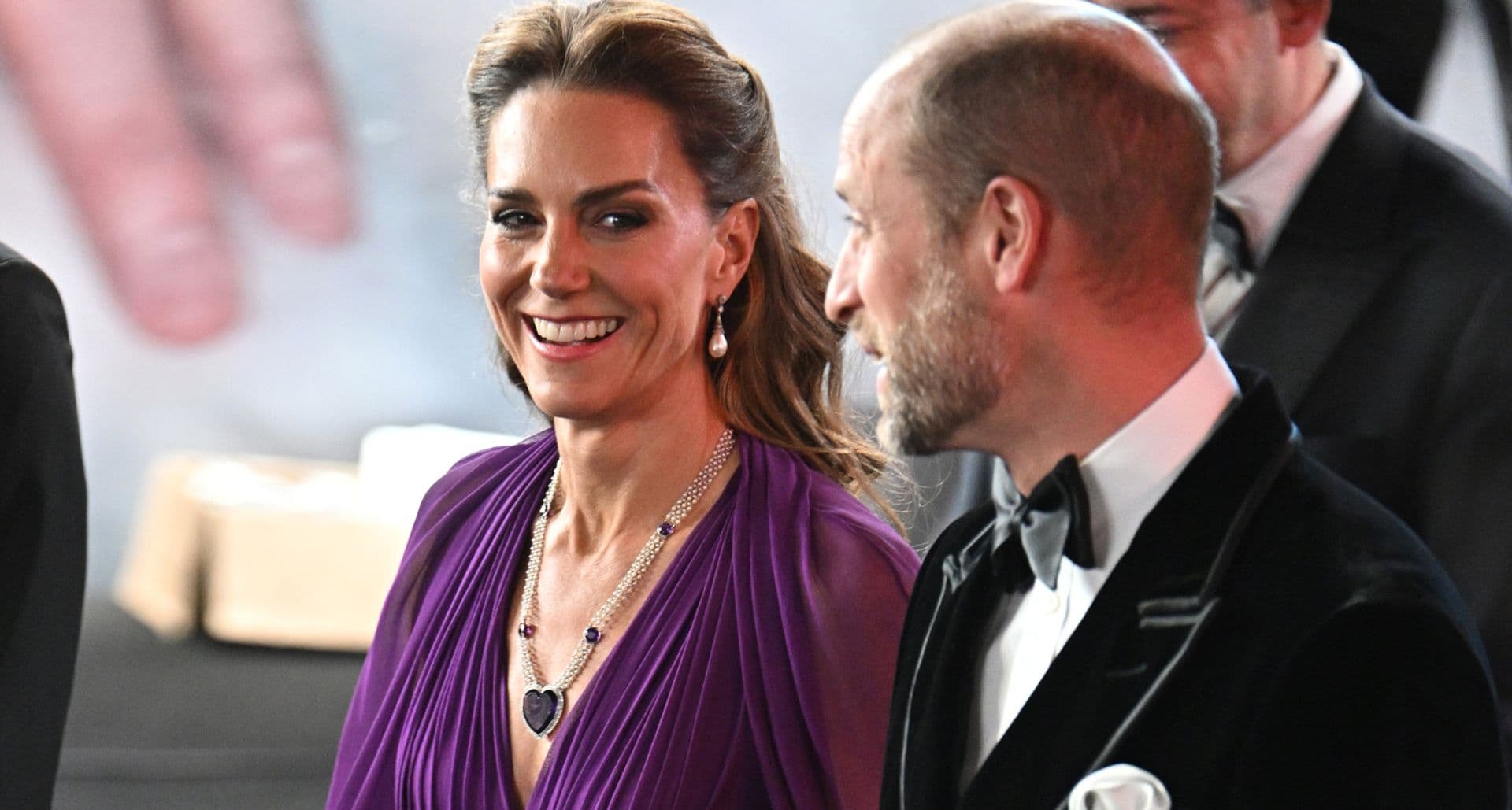 Timeless Grace: Kate Middleton Embraces Autumn's Jewel Tone Palette