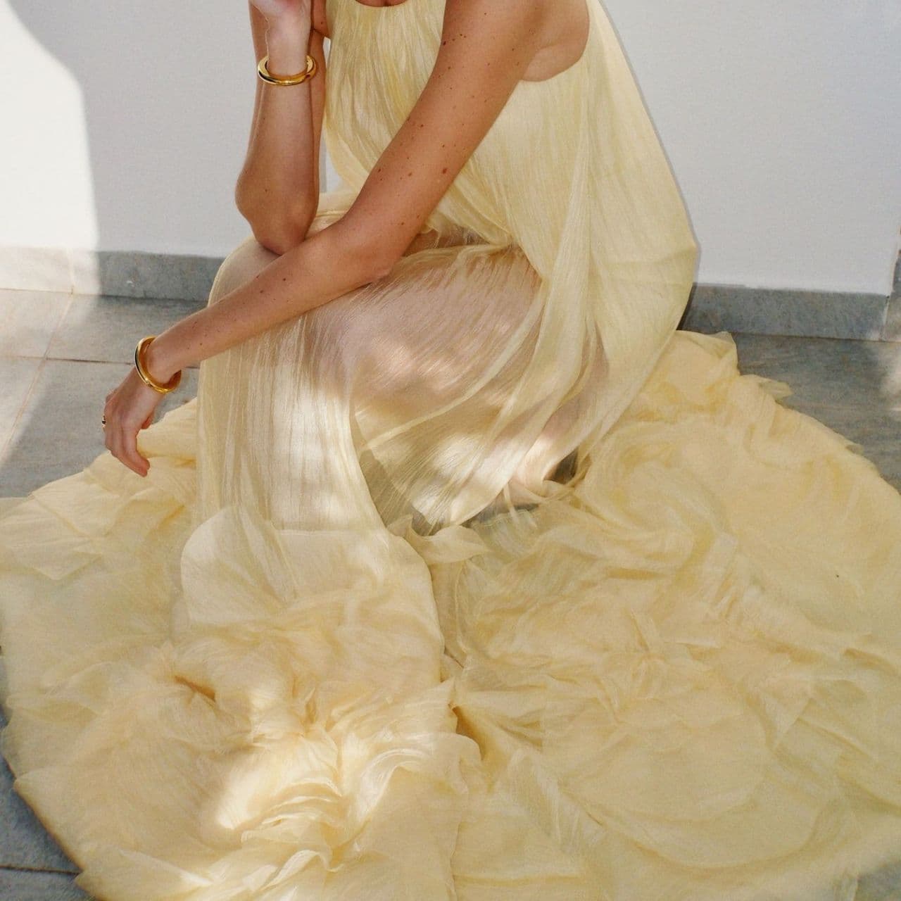  This Is *The* Definitive Rich-Looking Summer Dress Trend 