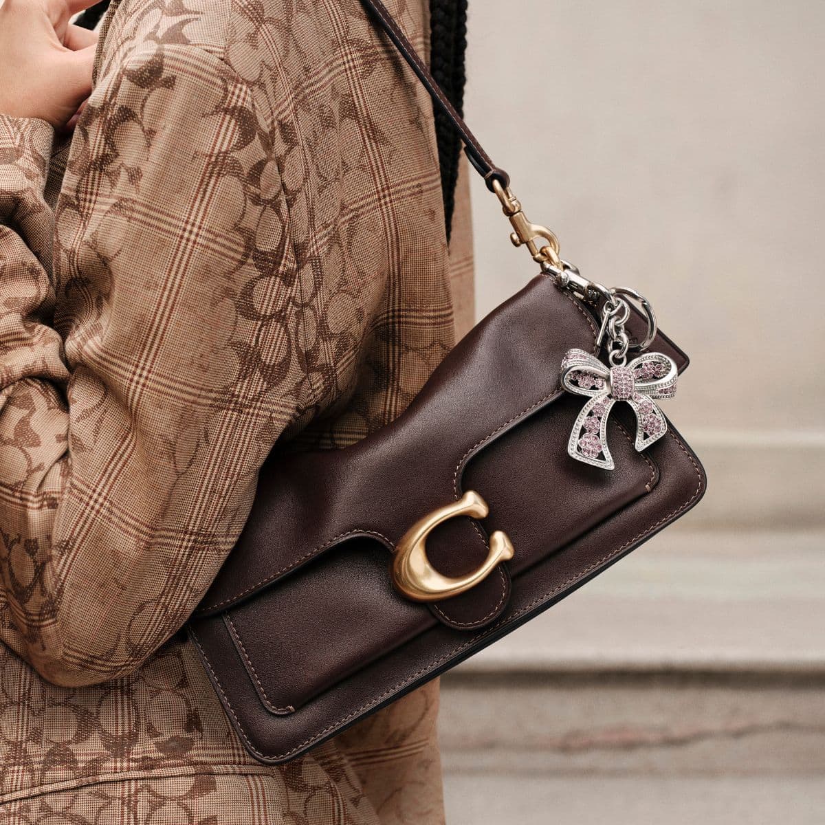  If You Want to Future-Proof Your Wardrobe, This Vintage-Inspired Bag Is the Style to Invest In 