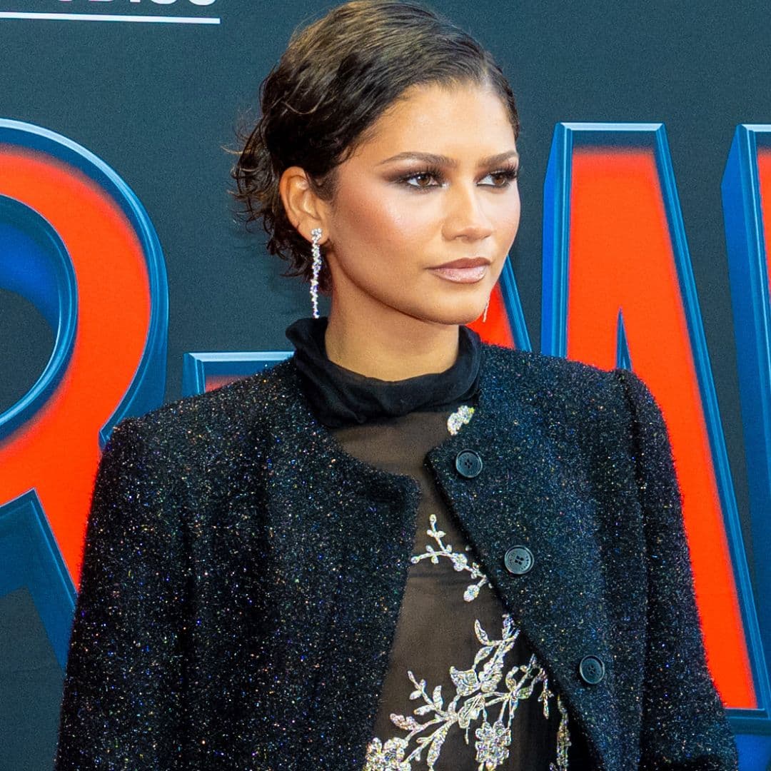  Zendaya Slings a McQueen Naked Dress Onto Amsterdam's 'Spider-Man: Brand New Day' Red Carpet 