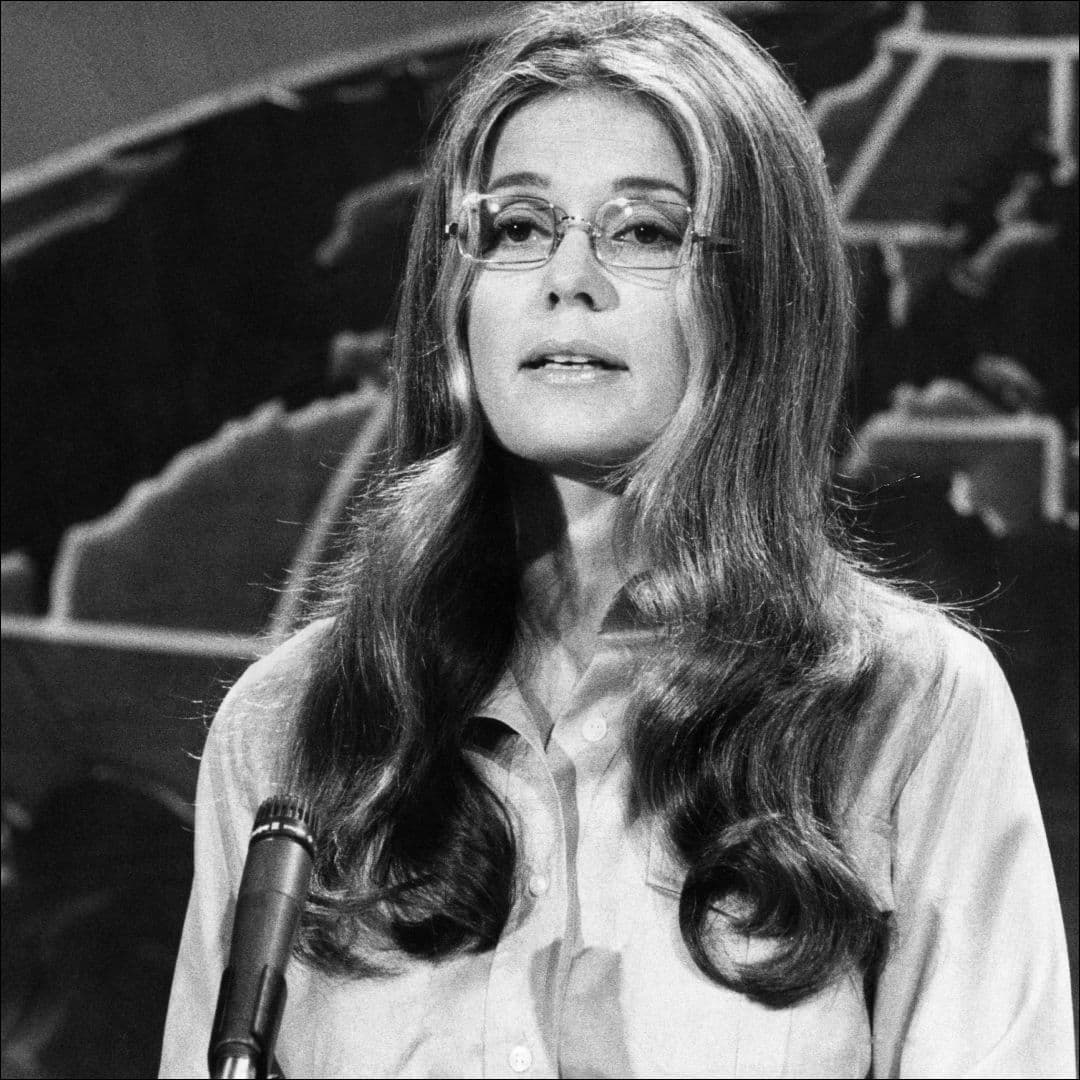  Gloria Steinem "Passes Away Peacefully" at 92 