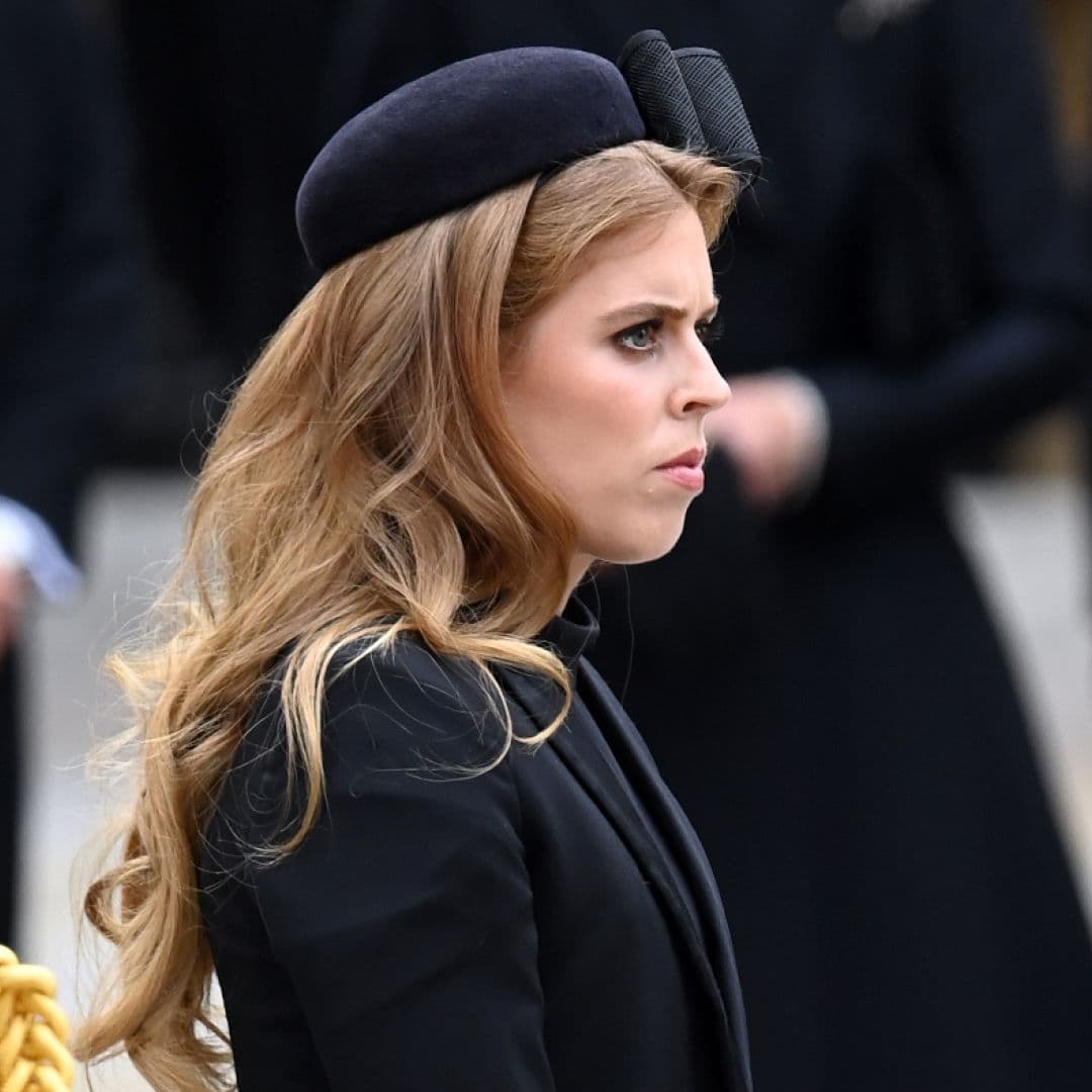  Sarah Ferguson Misses Her Ex-Boyfriend's Funeral as She Remains in Hiding—But Princess Beatrice Attends Alone 