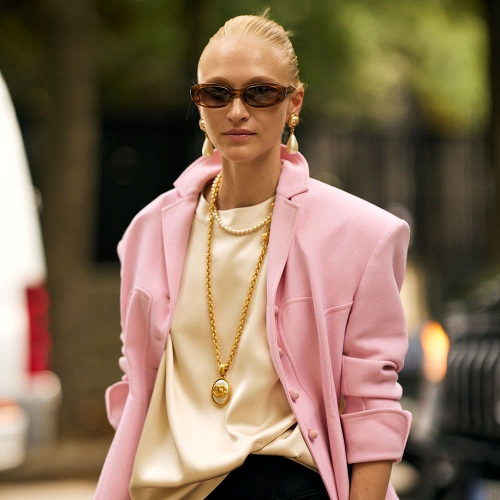  I've Been Street Style Spotting in Paris—5 Chic Summer Trends Taking Off Right Now 