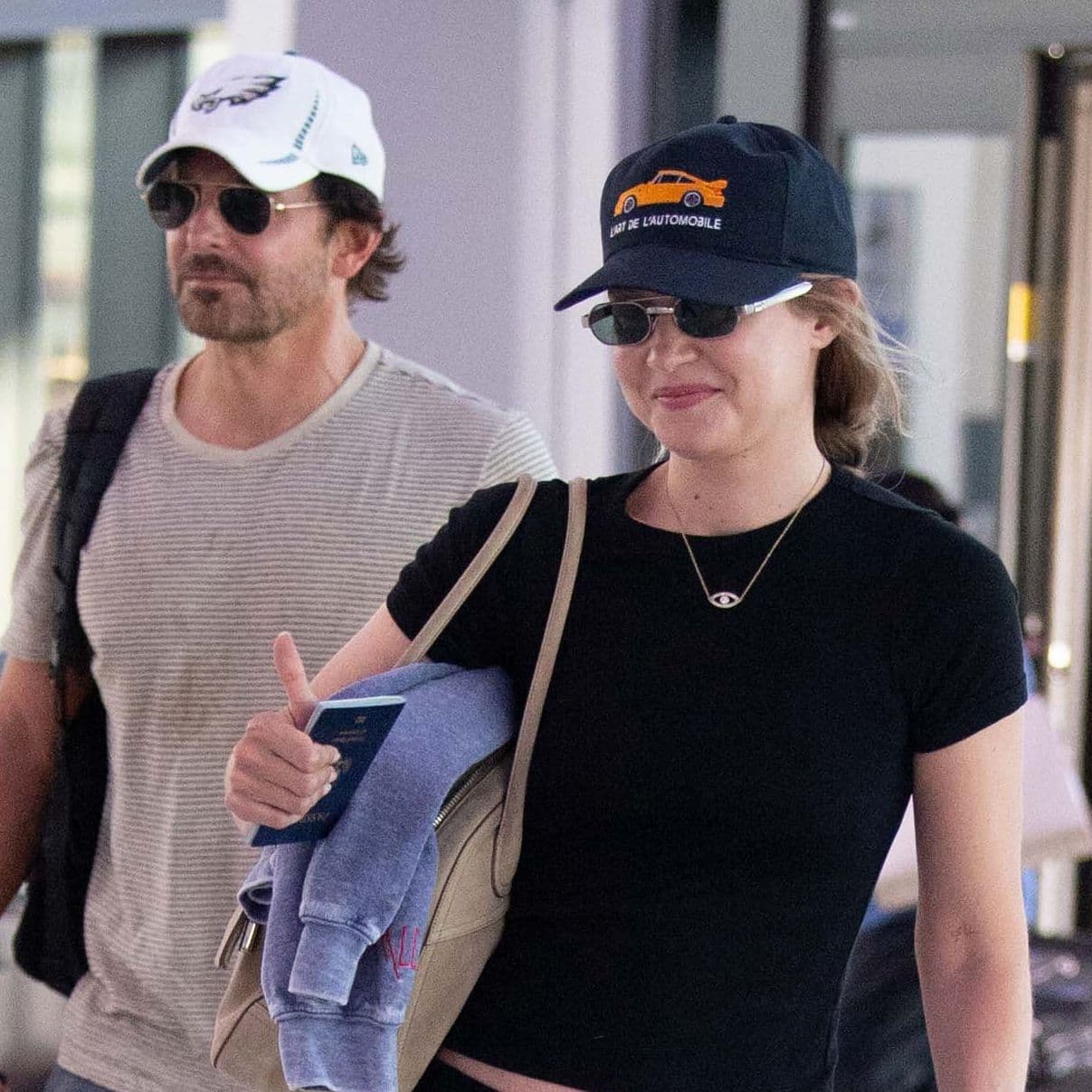  Wearing Cropped Pants at the Airport Is Back—Especially When It's This Specific Cool-Girl Trend 