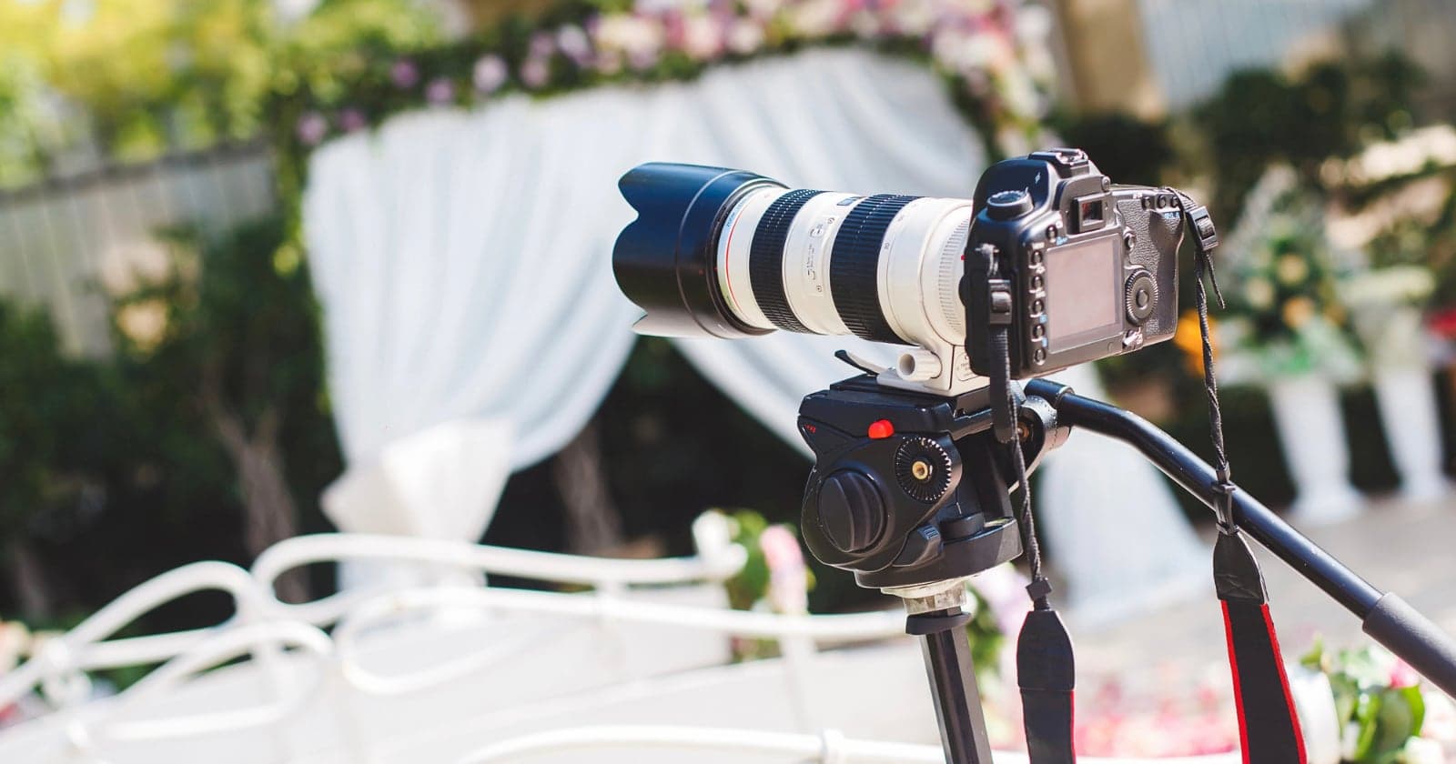 Wedding Photographer Seriously Injured After Being Stabbed by Guest