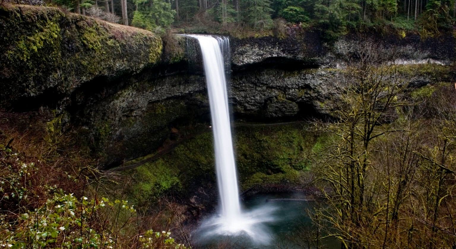 Tourist Falls to Death While Posing for Photo Shoot at 177-Foot Waterfall