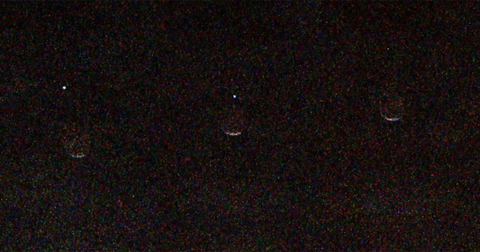This Grainy Photo of Earth Captured on Mars Is Way Cooler Than It Looks