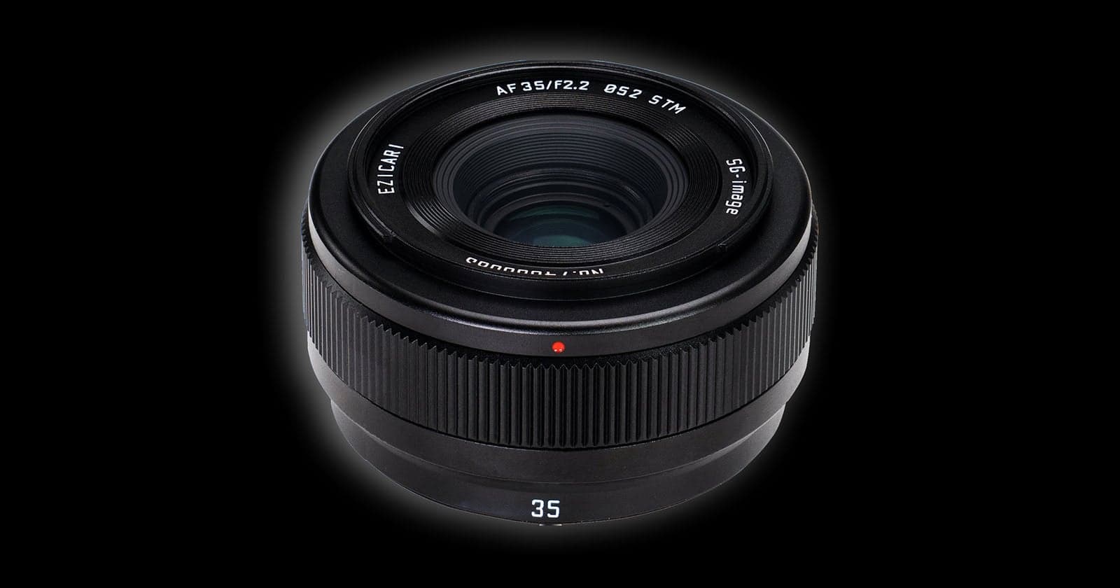 SG-image AF 35mm f/2.2 Pancake Lens Promises Something Unique