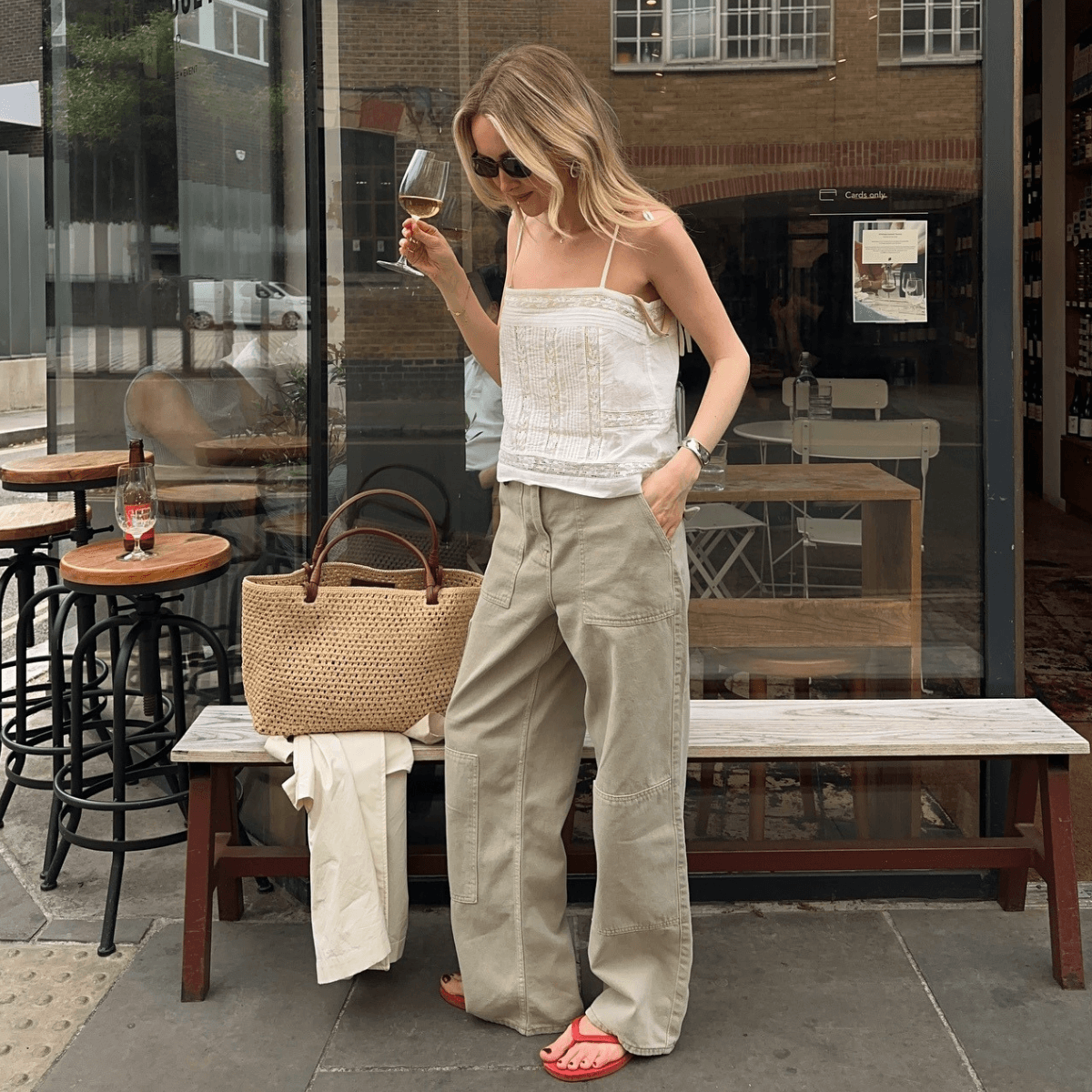 If You're Stuck in an Outfit Rut, Here Are 7 Easy Looks Fashion People Are Wearing to the Pub This Summer