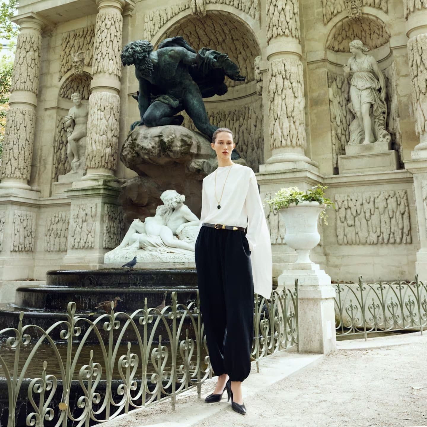 Embracing Autumn's Gentle Allure: A Refined Seasonal Shift