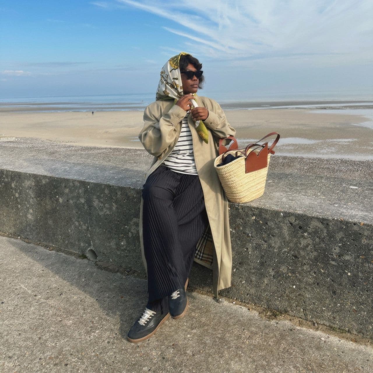 I Asked 3 French Women What Beauty Products They Toss in Their Beach Bags—23 Chic Essentials