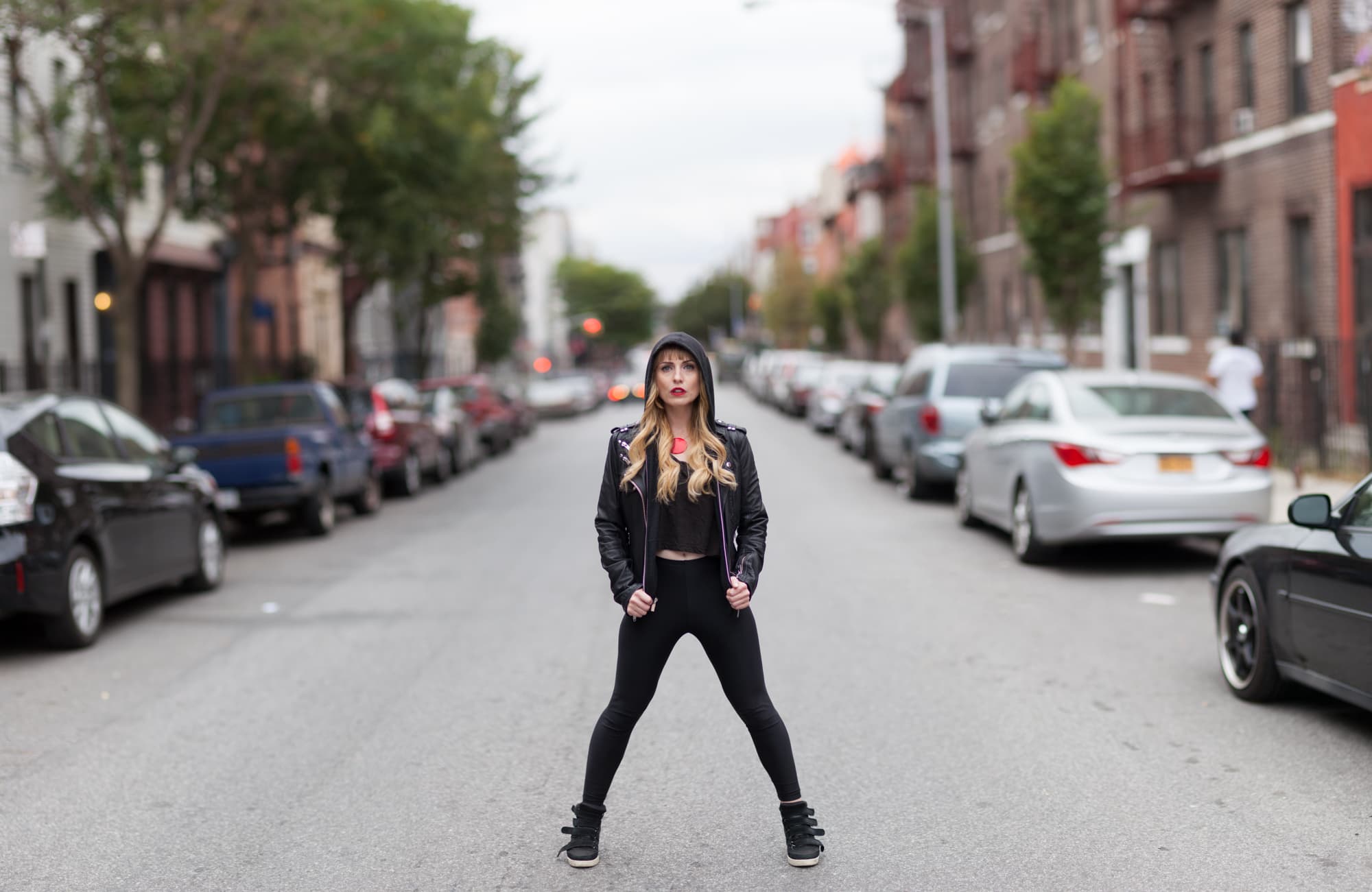 Why Can’t Modern Cameras Make Panoramic Portraits?