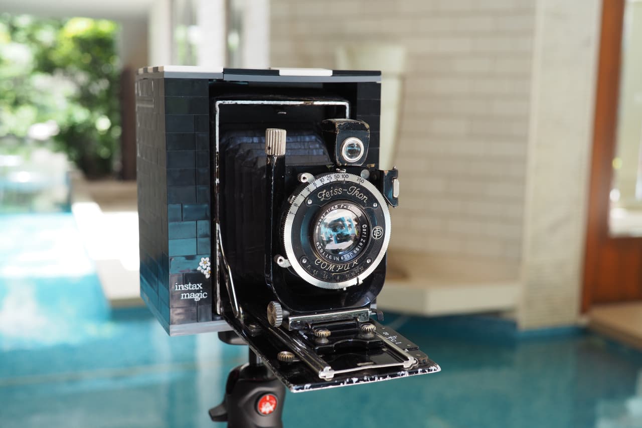 This 90 Year Old Zeiss Camera Shoots Instax Using Legos