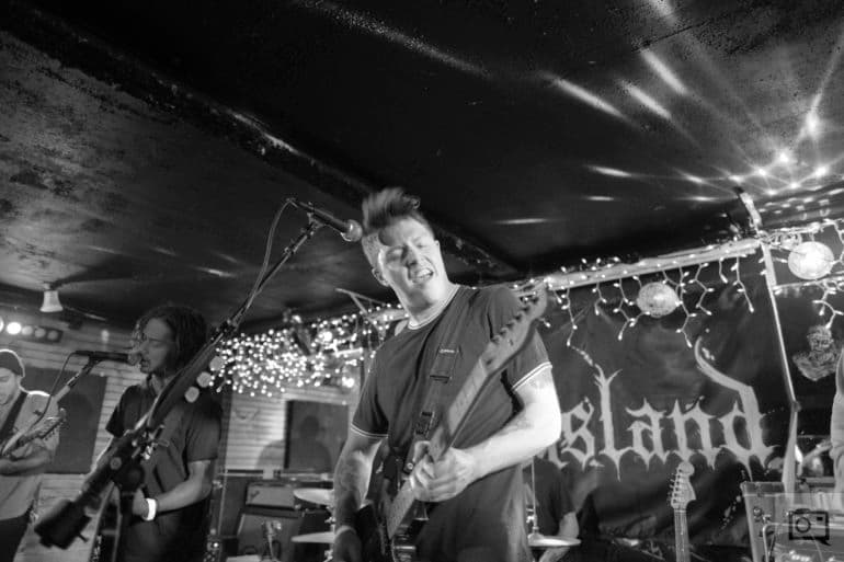 Best Concert Photography Lenses for Shooting in Low Light